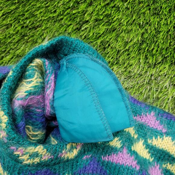 Vintage 90s Fuzzy Sweater Womens Medium 20x22 Baggy - Picture 8 of 11